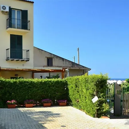 Bed & Breakfast Holidays 3*