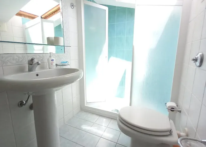 Bed and Breakfast Holidays 4*