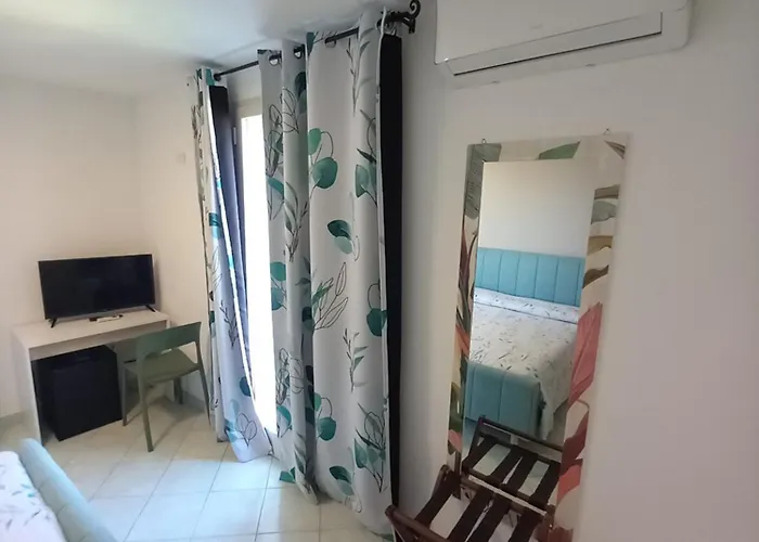 Holidays Bed and Breakfast Cefalù