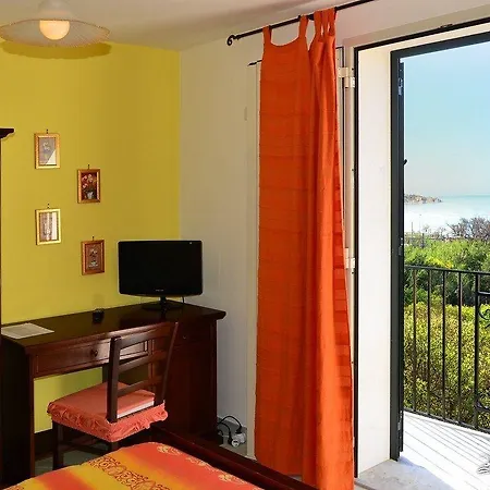 Holidays Nocleg ze śniadaniem 4*